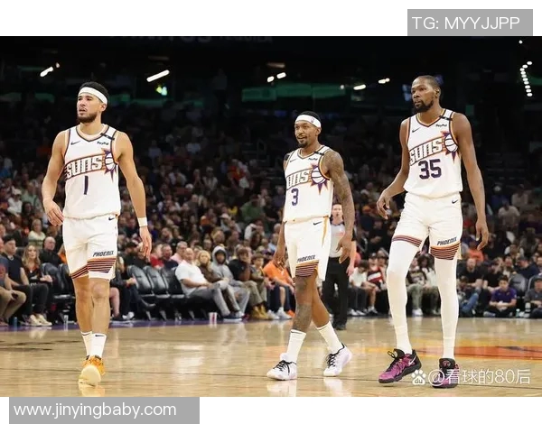 太阳紧追独行侠争夺附加赛名额前景乐观